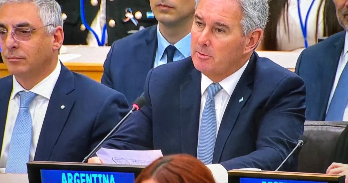 Quirno cruzó al kirchnerismo tras el paso de un buque inglés por Ushuaia: "La Cuestión Malvinas merece ser defendida con seriedad, no con operaciones políticas"
