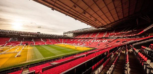Manchester United x Manchester City: horário e onde assistir ao jogo do Inglês