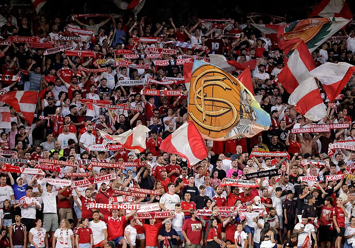 La Federación de Peñas acusa de «burdo intento de chantaje» al Sevilla FC buscando «silenciar la voz» del sevillismo