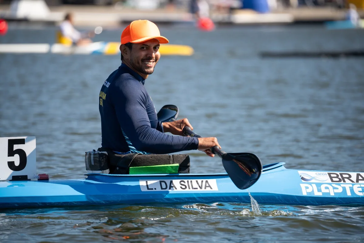 Luís Carlos Cardoso termina em segundo lugar e avança à semifinal no Mundial de Paracanoagem