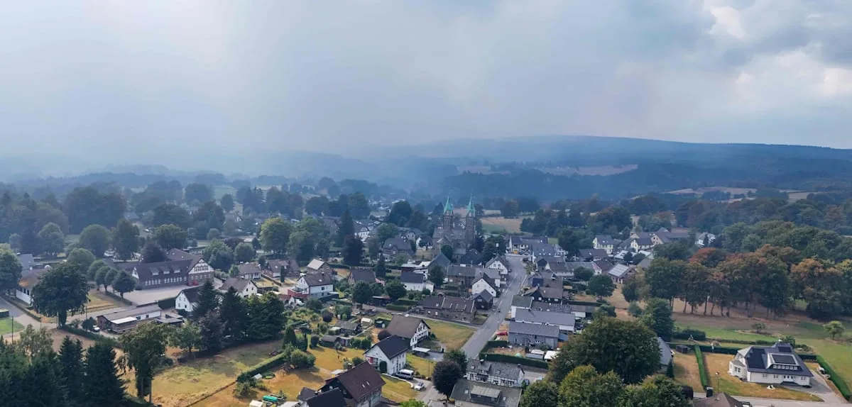 „Völlig unzugänglicher Bereich“ – Feuer bewegt sich erneut in Richtung Monschau