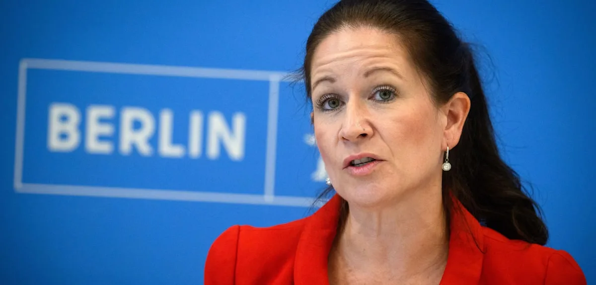 Berlin stellt 13-Punkte-Plan gegen Gewalt an Schulen vor