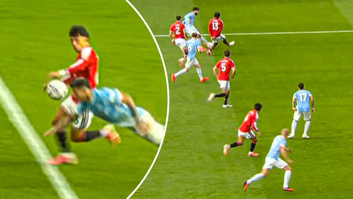 Officials admit error in awarding Man City's winner at Man Utd