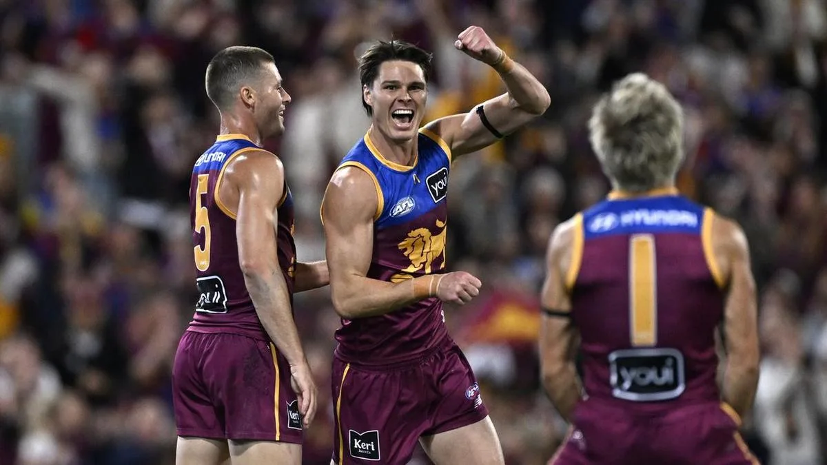 Fans' chants show faith restored in bulked-up Hipwood