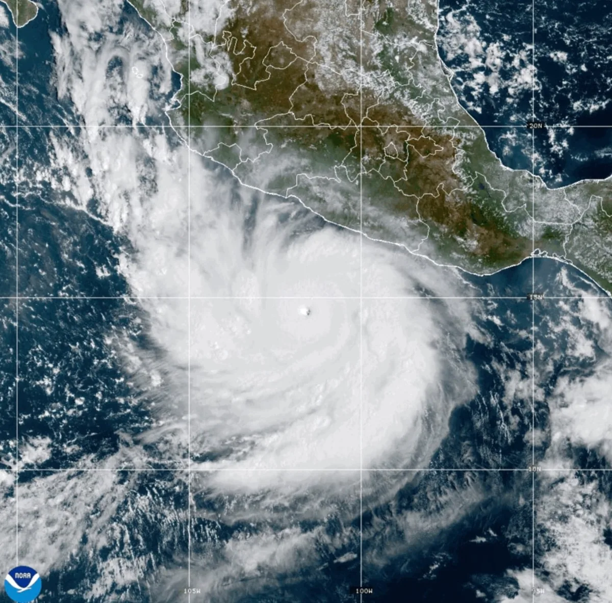 Mexico braces for flooding, mudslides as Polo becomes major hurricane