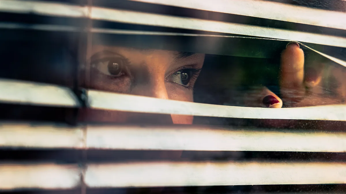 Soziale Ausgrenzung: Paranoid aus Erfahrung?