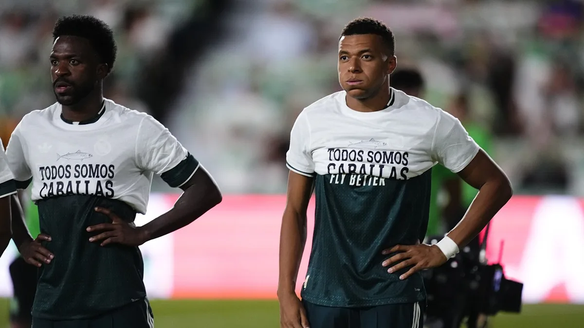Mbappé explica a situação da camisola: "Não quero priorizar o sofrimento"
