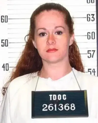 Christa Pike volta a andar após execução malsucedida, mas advogados apontam preocupação Christa Pike (Foto: Reprodução/ Inside Edition)