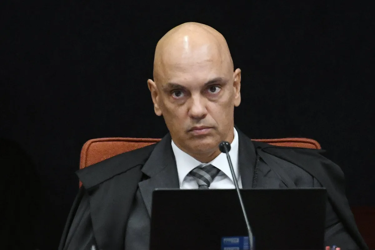 8/1: Moraes dá 48h para retirada de tornozeleira de candidata ao Senado