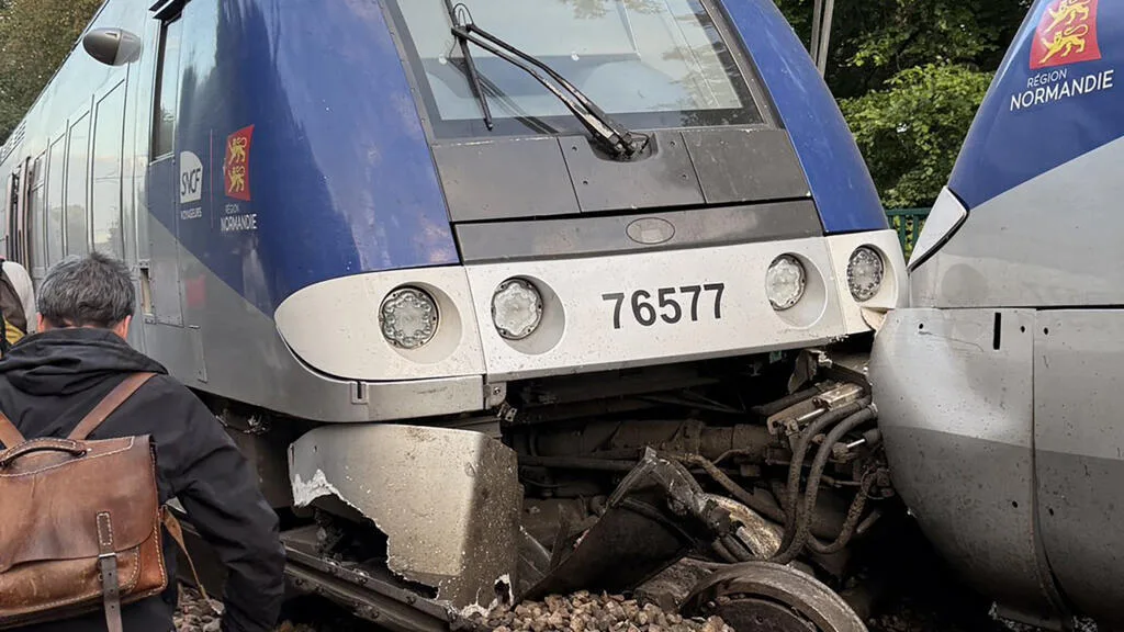 Déraillement d'un TER en Normandie : la piste de l'acte malveillant privilégiée