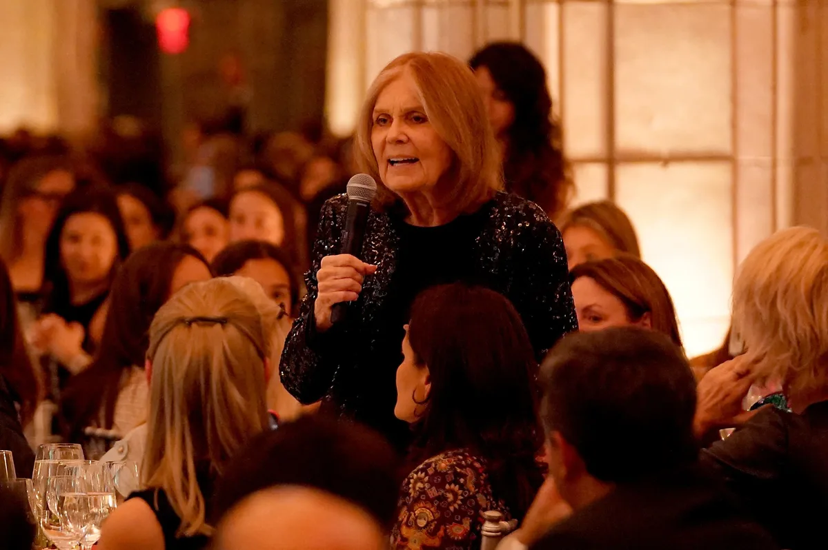 Gloria Steinem: quem foi a ícone do feminismo que transformou jornalismo e política nos EUA
