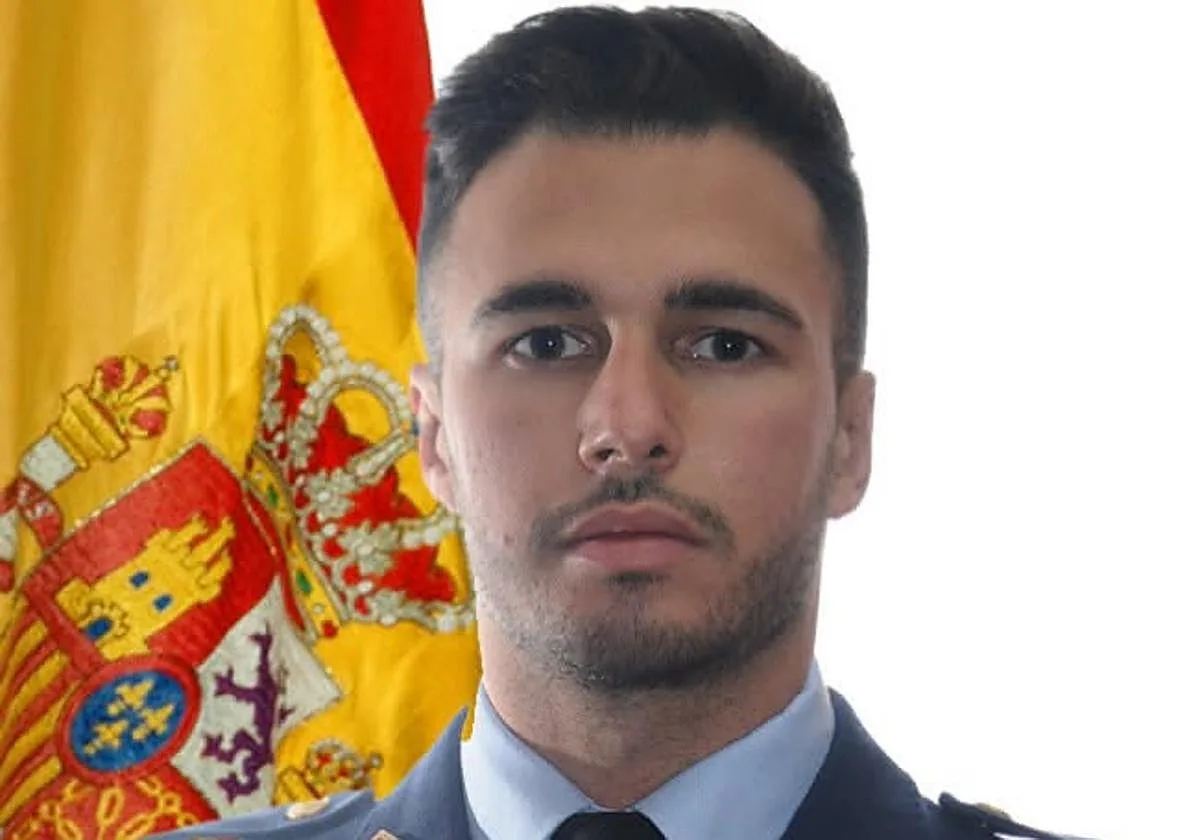 El Ejército del Aire despide emotivamente al joven de Palma del Río que murió arrollado en la A-4