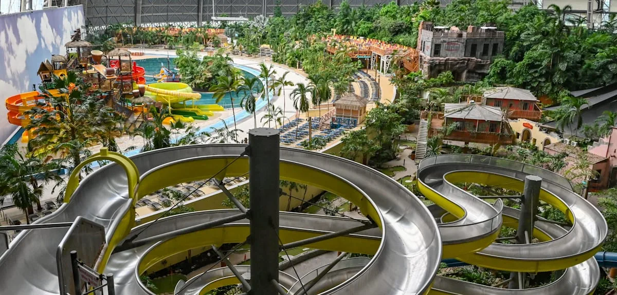 Erlebnisbad mit Kindern? Die ultimative Härteprüfung für Erwachsene