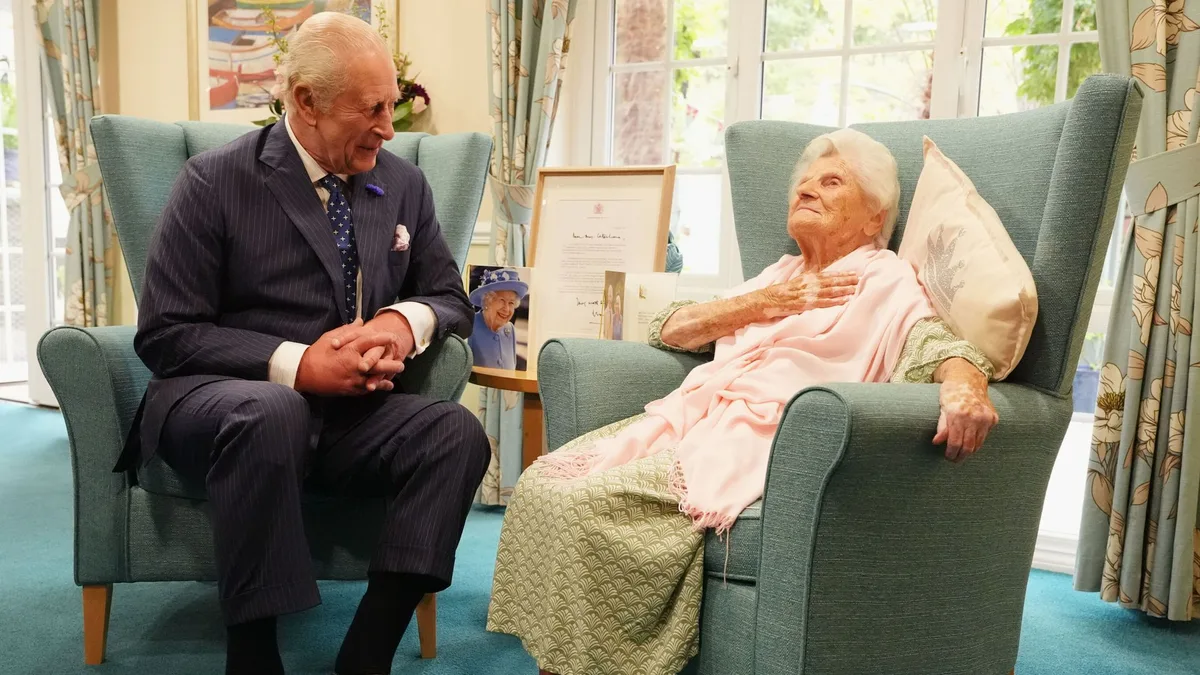 World's oldest person turns 117 today - and still can't get over the time she met the King