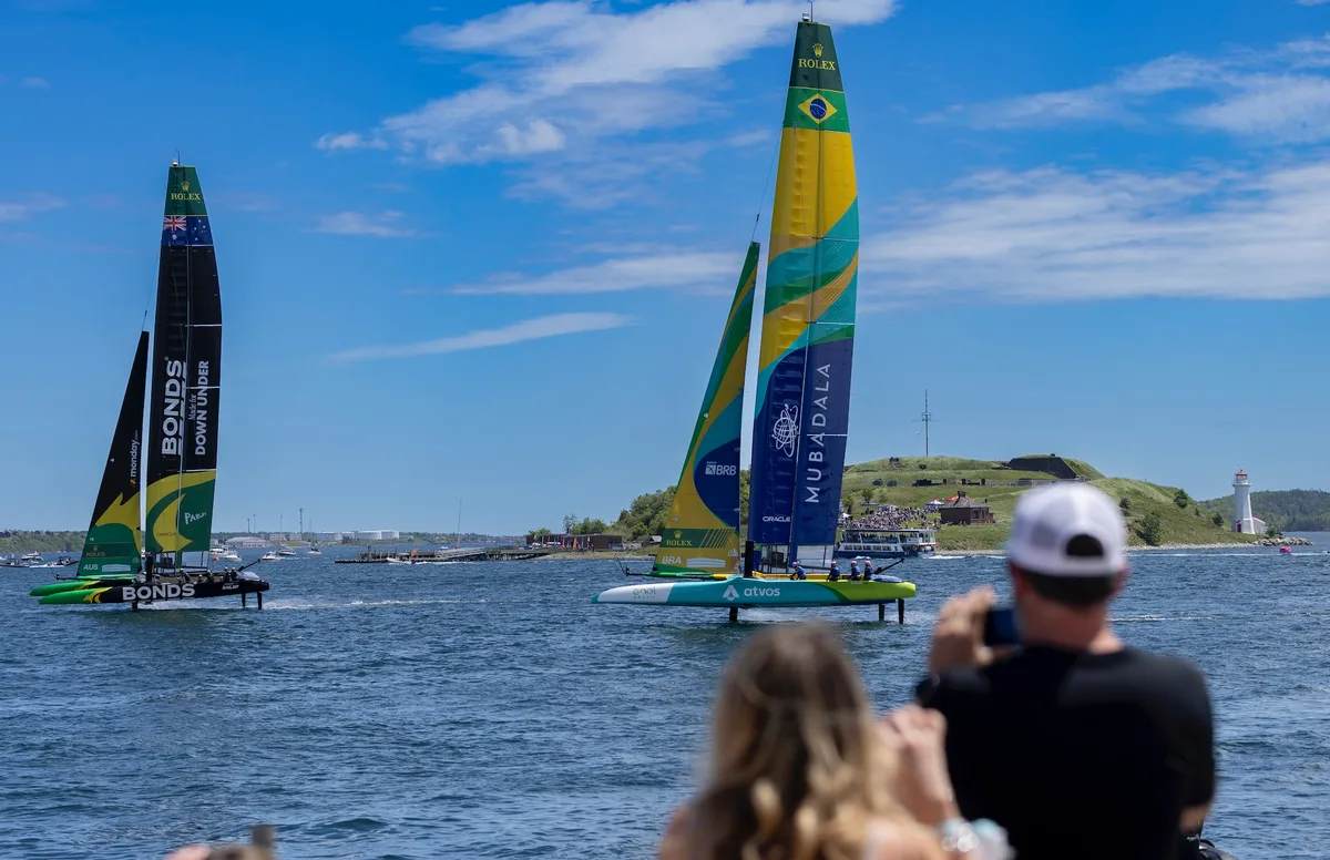 Martine perde comando do barco brasileiro no SailGP para britânico, e Kahena retorna ao time