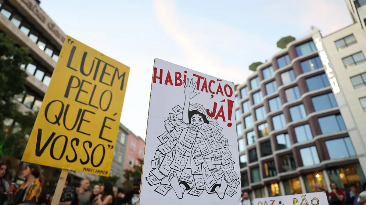 Dos protestos nas ruas à polémica no futebol: As notícias que estão a marcar este sábado