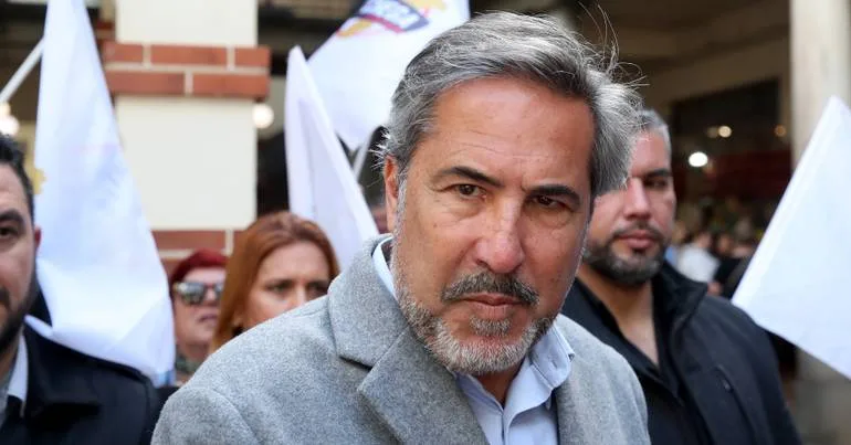 Ex-líder do Chega/Madeira desvincula-se do partido