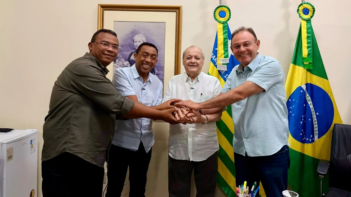 Após disputar governo, Joel Rodrigues aceita convite de Silvio Mendes e assume secretaria em Teresina