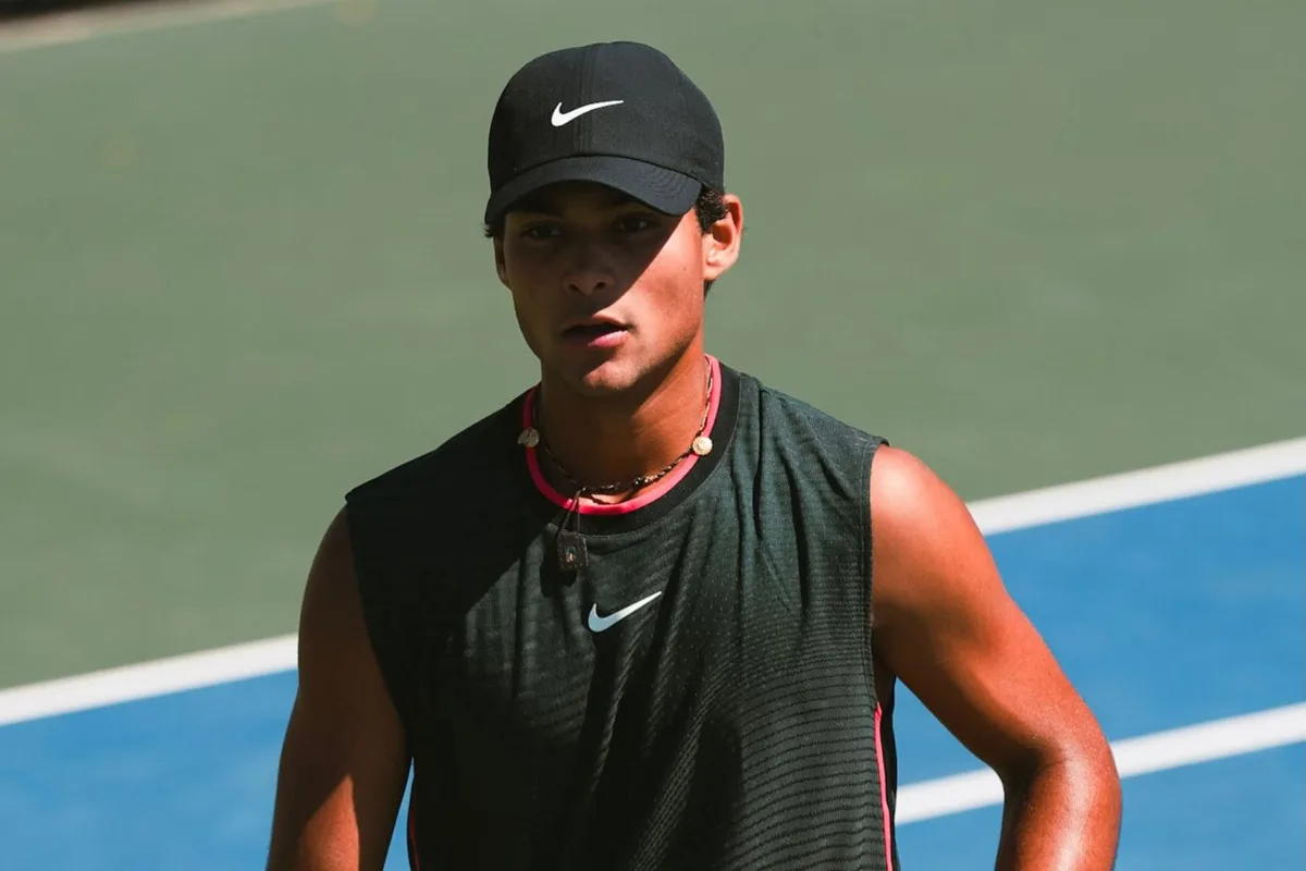 Guto desperdiça match-points e fica com o vice no US Open juvenil