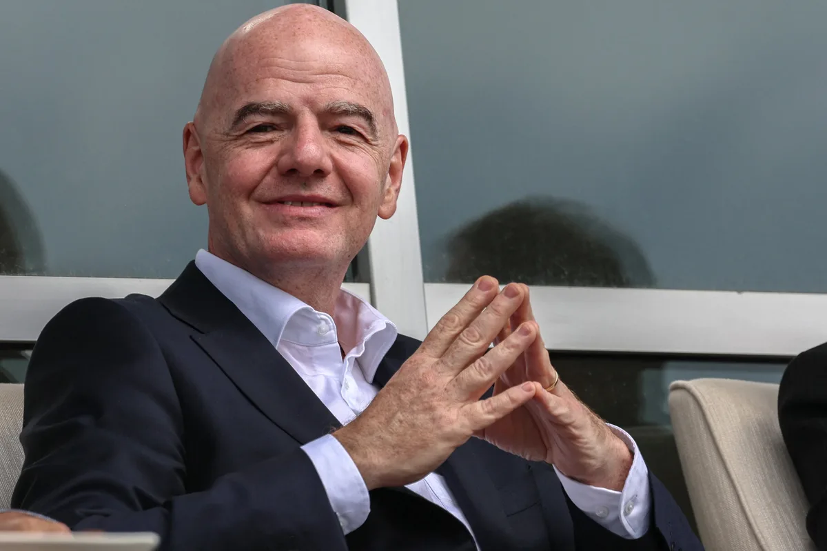 Senior Fifa official Lamour exits after Infantino criticism