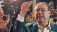 Caiado critica Lula e Flávio e os chama de “fujões” ao chegar a debate