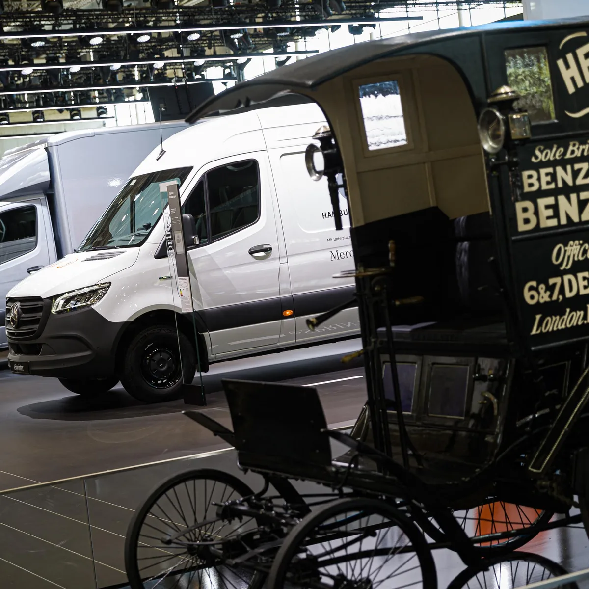 Hannover - Nutzfahrzeugmesse IAA Transportation wird eröffnet - alternative Antriebe, digitale Technologien und autonomes Fahren