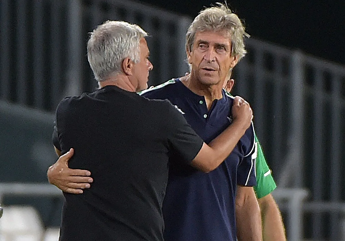 Mourinho pide perdón a Pellegrini: «He tenido palabras muy estúpidas hacia él»