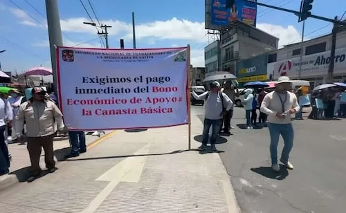 Trabajadores de IMSS-Bienestar colapsan el Edomex; bloquean vialidades en Neza, Ecatepec y otros municipios
