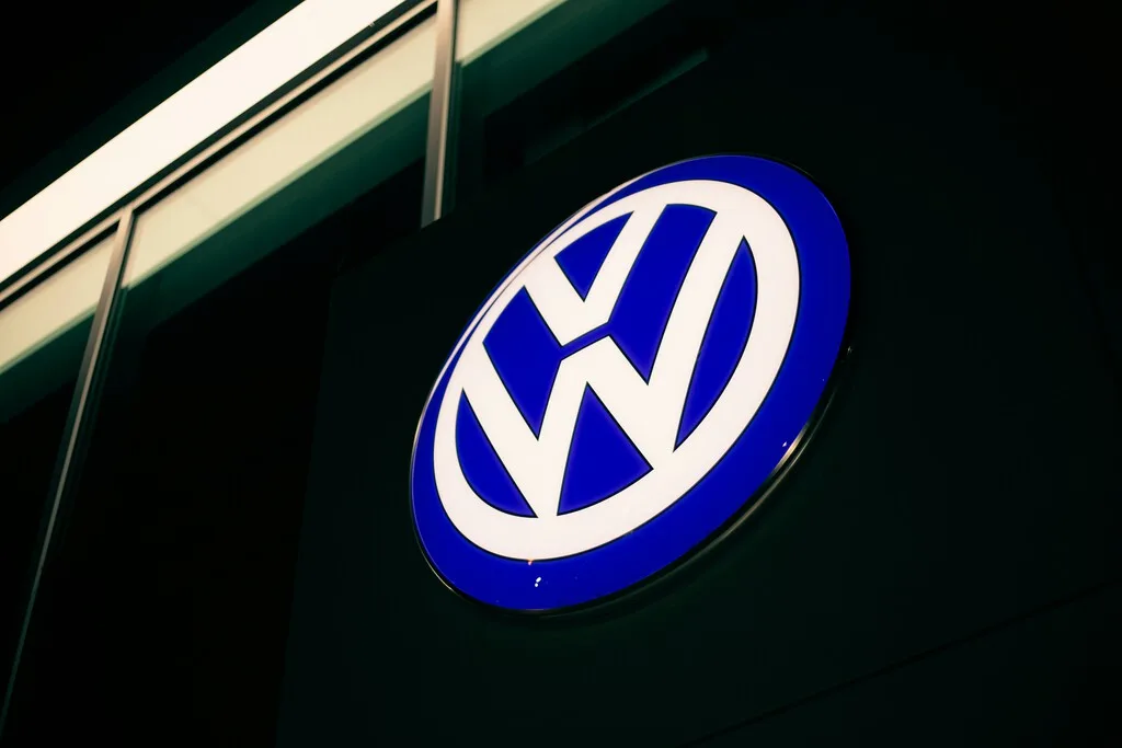 "La situación es más que crítica": el CEO de Volkswagen apunta a grandes recortes si la marca quiere sobrevivir