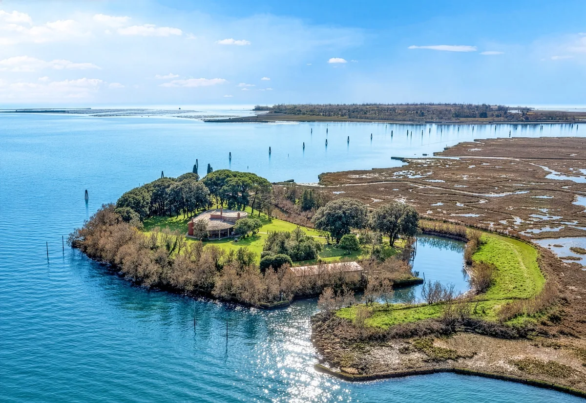 Ilha privada perto de Veneza é colocada à venda por R$ 33 milhões