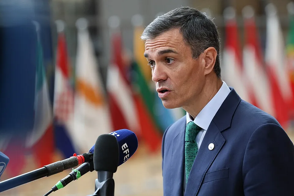 Premiê da Espanha atribui crise em Ceuta à Rússia e Israel, que rejeitam acusações