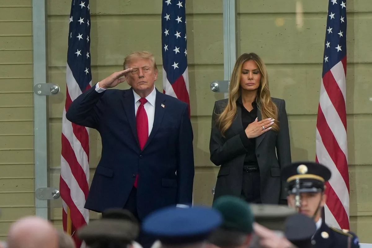 'Nunca vamos nos esquecer, e é por isso que lutamos hoje', diz Trump sobre atentado de 11 de Setembro