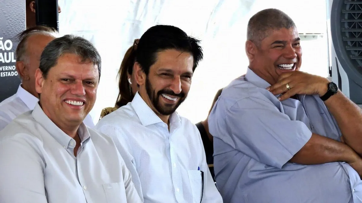 Milton Leite se entrega à polícia após ordem de prisão; ele é acusado de conexão com o PCC