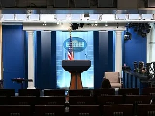 Accès rétabli de CNN, MS NOW et Politico à la Maison-Blanche : l’administration Trump fait appel de la décision