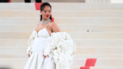 Rihanna revela tamanho do acervo de músicas inéditas