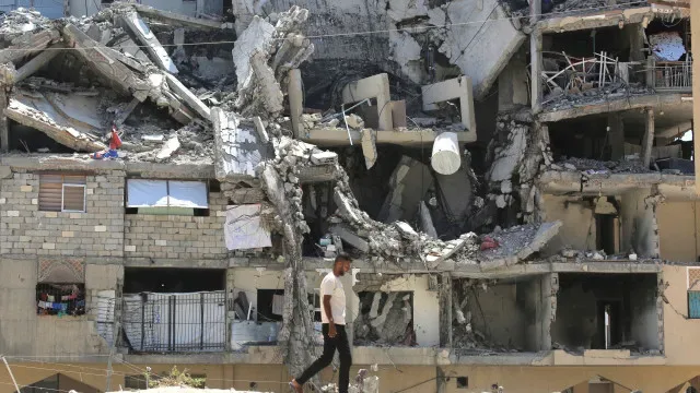Conselho de Paz para Gaza avisa Hamas contra uso de objetos voadores