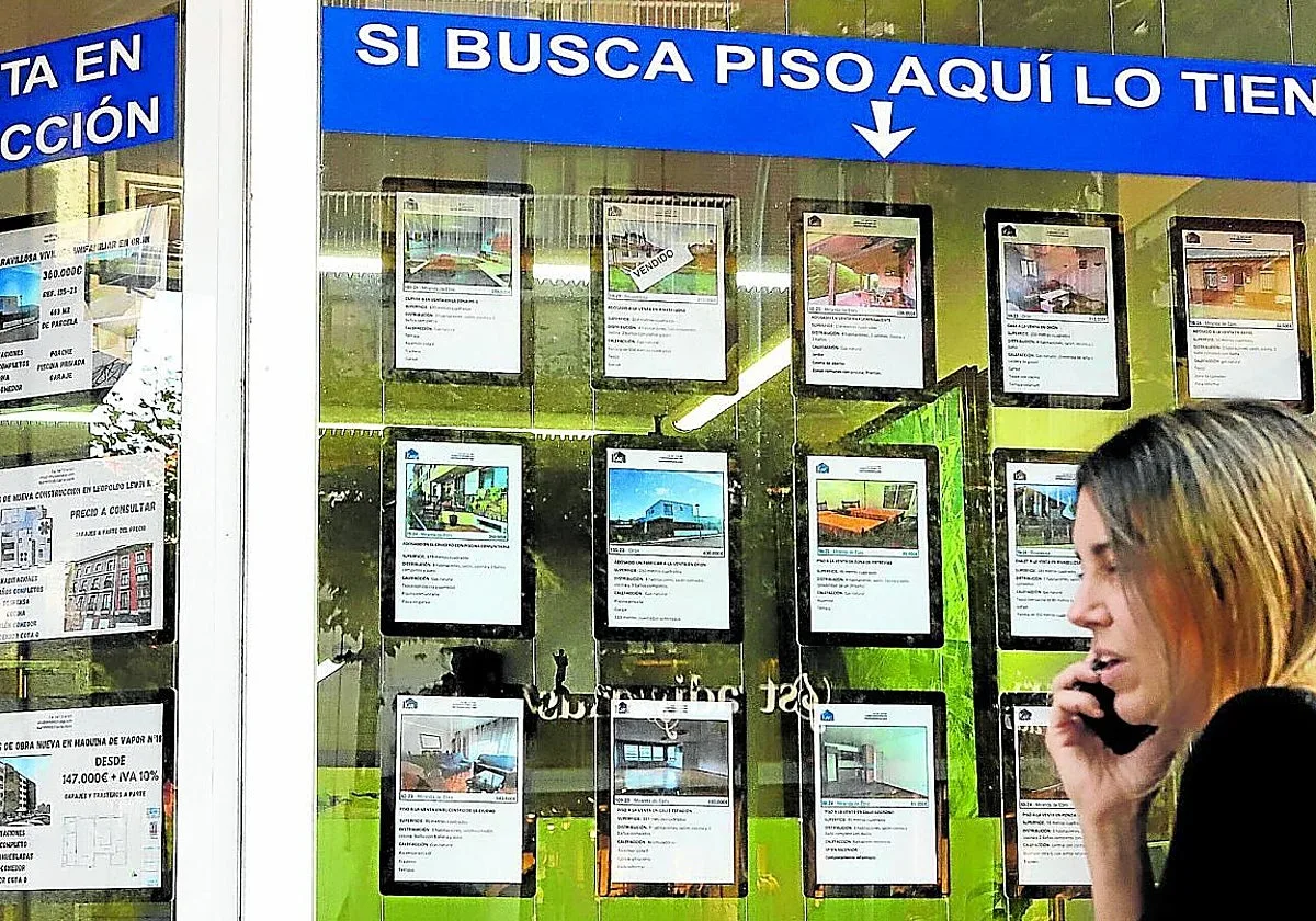 La otra cara del mercado inmobiliario: una de cada tres viviendas traspasadas en 2024 se vendieron a pérdidas