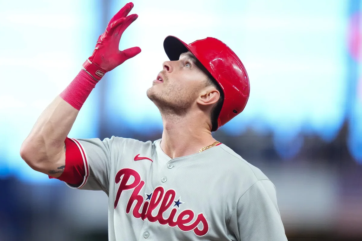 Phillies Former Outfielder Cut By New Team Shortly After PED Defense