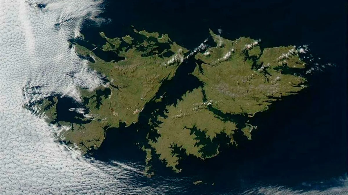 EEUU podría retirar el apoyo a Reino Unido sobre las Islas Malvinas si no aumenta el gasto militar, según The Telegraph