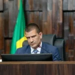 TSE anula votos de Garotinho e abre caminho para Ruas vencer eleição no RJ em 1º turno