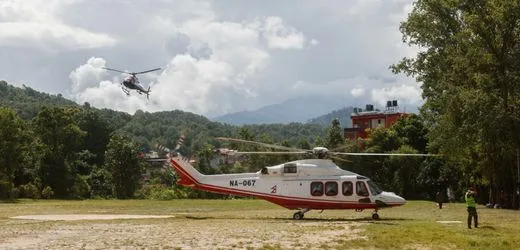 Nepal und China nehmen Bergungsarbeiten im Flutgebiet wieder auf