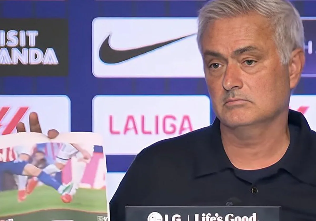 Rajada histórica de Mourinho: «Enhorabuena al Comité Arbitral»