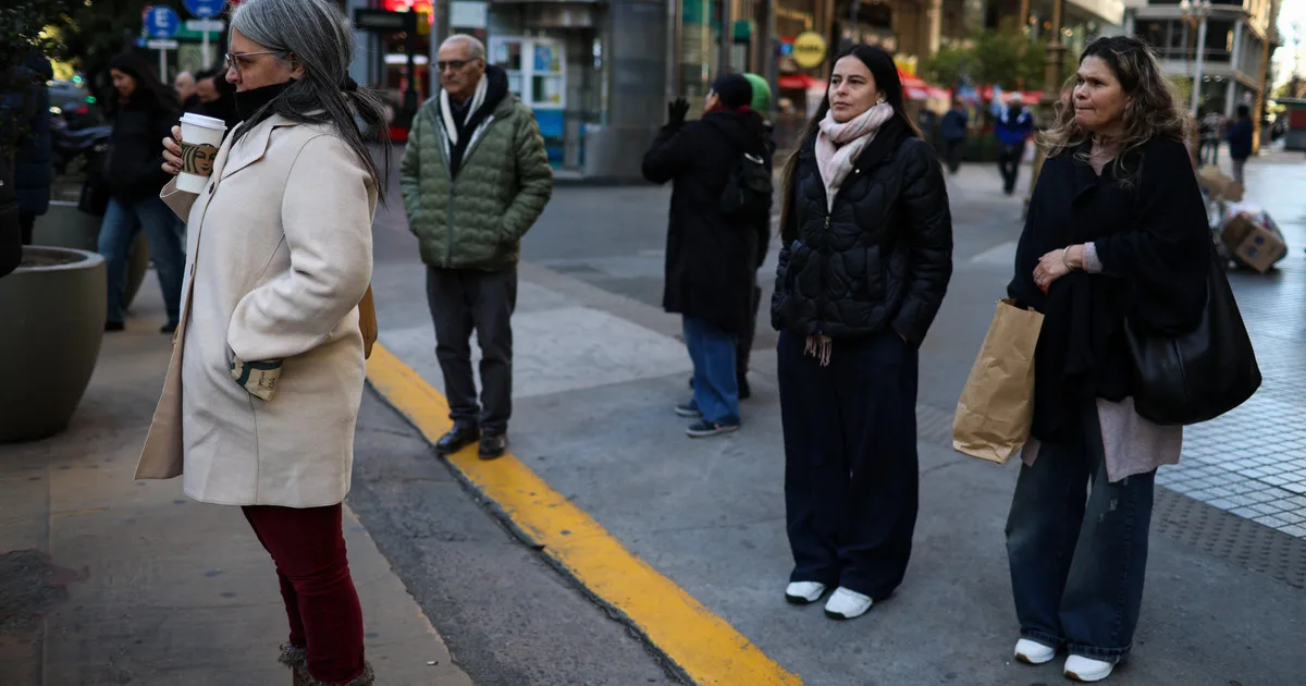 Alerta por frío extremo en la Ciudad de Buenos Aires y cinco provincias: la sensación térmica en el AMBA llegó a 3 grados