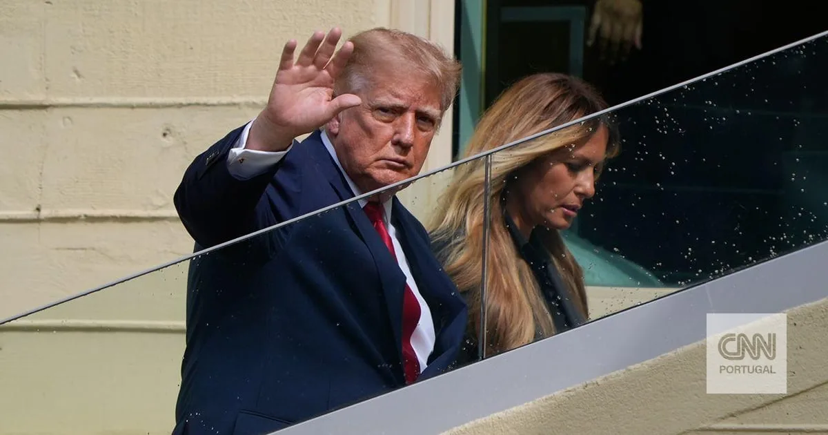 Presidente Trump chega a Dublin para reunir-se com líderes irlandeses antes de assistir a torneio de golfe