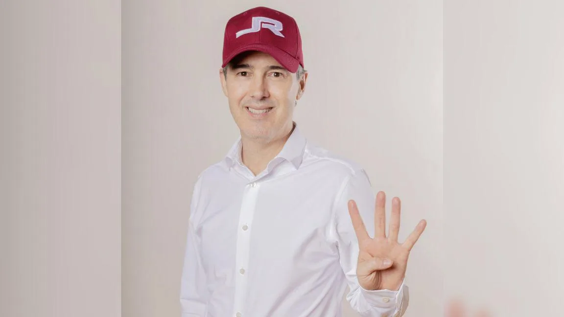 ‘¿Te preguntaron?’: senador José Ramón Gómez Leal confronta a periodista que cuestionó sus faltas