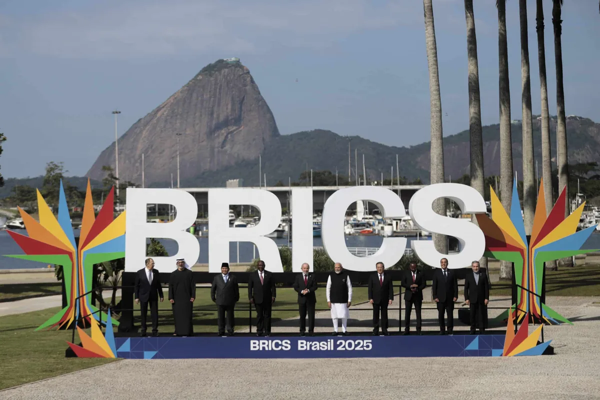 Pix do BRICS? Bloco discute integração de sistemas de pagamentos entre membros