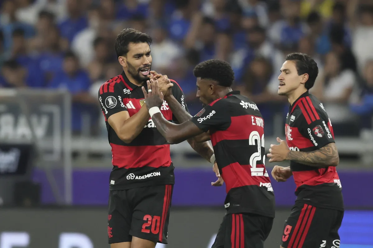 Anatomia do gol: Paquetá precisa de 94 segundos e dois toques na bola para marcar para o Flamengo; vídeo