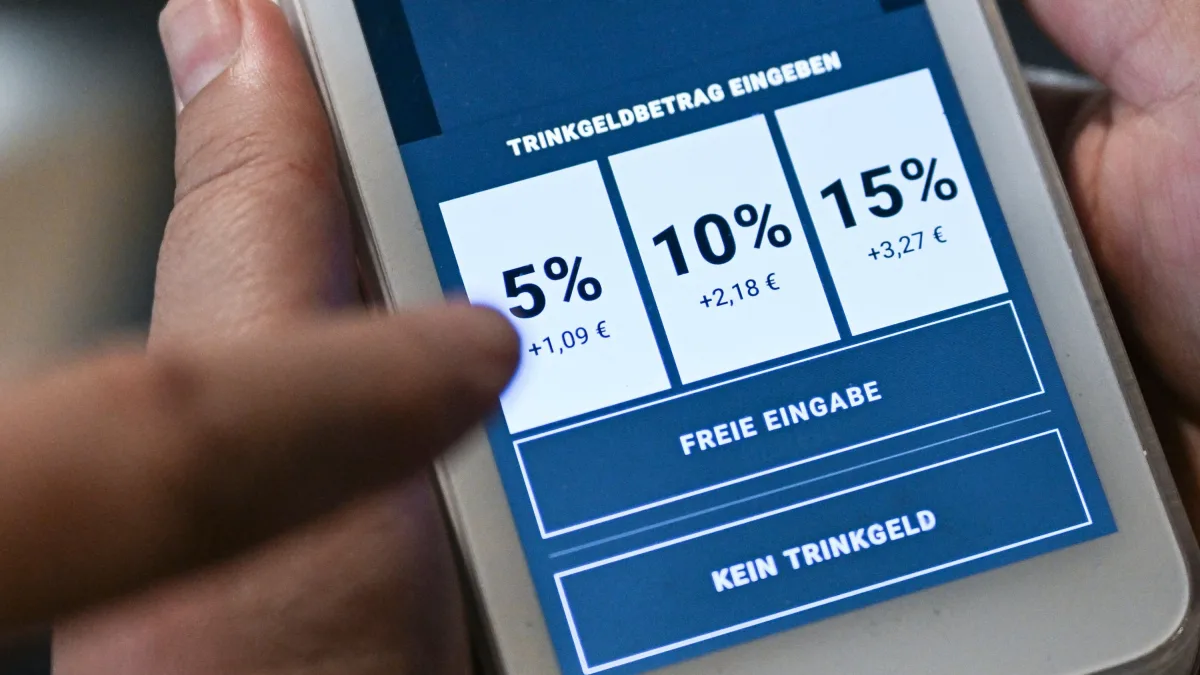 Trinkgeld bei Kartenzahlung: „Diese Auswahlkriterien empfinde ich als Nötigung des Gastes“