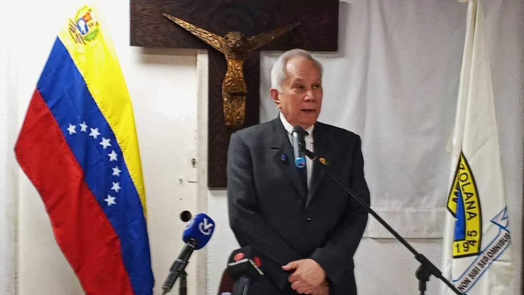 En su 81° aniversario la FMV exige elecciones presidenciales y alerta sobre el colapso hospitalario