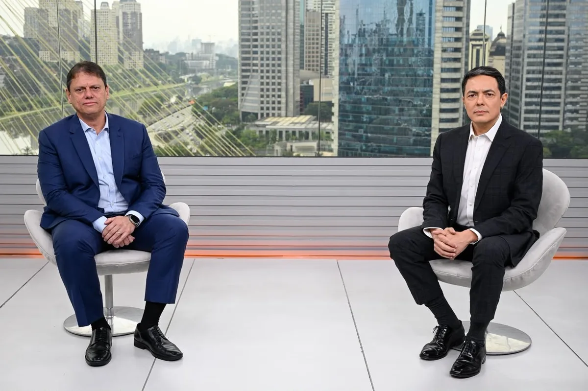 Tarcísio minimiza impacto eleitoral do caso Master e diz que está revendo 'uma série de questões' no contrato com ViaMobilidade